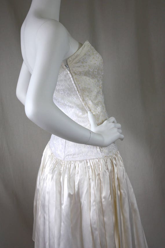 Ivory Gunne Sax by Jessica McClintock Strapless 80s/9… - Gem