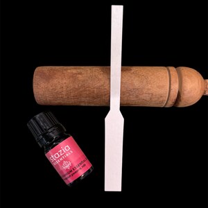 Rose Geranium Essential Oil, (Pelargonium graveolens) India, 100% Pure, Therapeutic Grade