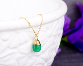 Green Onyx Necklace Natural Green Garnet Gemstone Necklace with Vermil Separators
