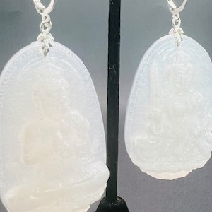 Boucles d&#39;oreilles nacrées en résine amulette chinoise ancienne