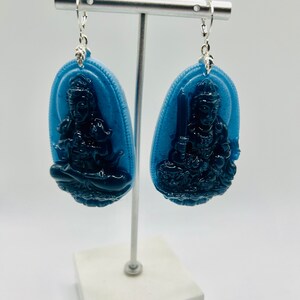 Boucles d&#39;oreilles lustre en résine, amulette chinoise de princesse guerrière ancienne marine/bleu
