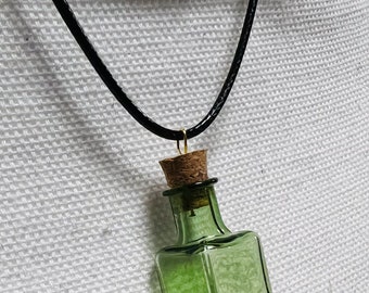 Green gothic bottle leather necklace choker