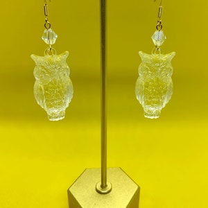 Vintage Lucite Drop Owl Earrings