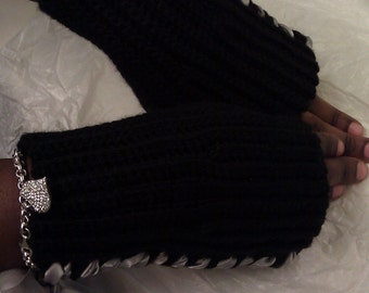 Elegant Fingerless Gloves