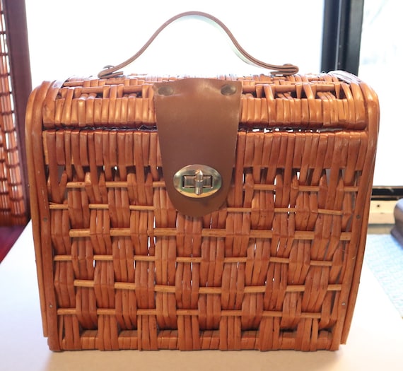 1950s Wicker and Wood Handbag Leather Handle and … - image 1