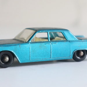 1960s Matchbox No. 31 Lincoln Continental with Acrylic Shelf Vintage Lesney Diecast Car
