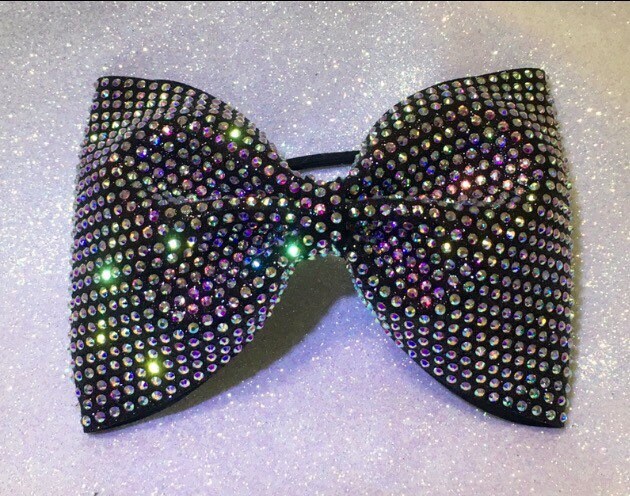 Tailless rhinestone super bing bow on black glitter