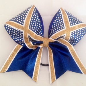 Texas team cheer bow