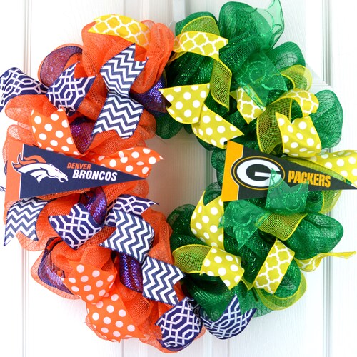 Football Wreath House Divided Wreath Sports Fan Gift Etsy
