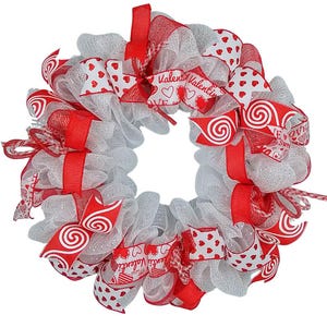 Valentine&#39;s Day Wreath, Valentines Day Decor, Valentine Party, Valentine gift for her, Red Valentine wreath, Heart wreath decoration