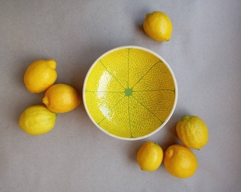 Lemon bowl Big bowl Wide bowl Fruit bowl Ceramic bowl Handmade ceramics Pottery bowl 18sm Soup bowl gift for a friend Sun plate Yellow bowl