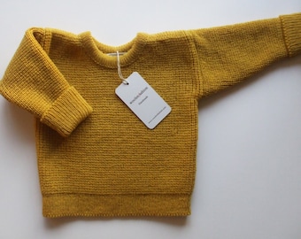 Babies/Children's knitted lambswool sweater with oak buttons/jumper/cardigan/pink/blue/gray/natural