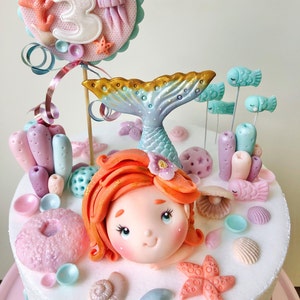 14 decorazioni per torte a sirena, con 2 adesivi per tatuaggi a sirena,  corallo di stelle marine, decorazioni per torte di compleanno.