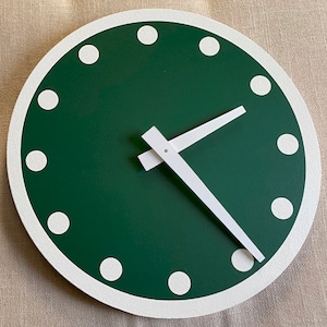 Chicago Cubs Clock - Wrigley Field Scoreboard Style Replica Clock Collectible Sign 7 Sizes Available 10&quot;-22&quot; Fathers Day