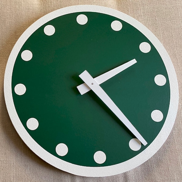 Chicago Cubs Clock - Wrigley Field Scoreboard Style Replica Clock Collectible Sign 7 Sizes Available 10"-22" Fathers Day