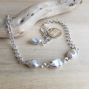 SALE White Pearl Bracelet in Silver, Bridal Pearl Jewelry, Personalized Bridesmaids Gifts, Custom Bridal Bracelet, Wedding Beach Jewelry