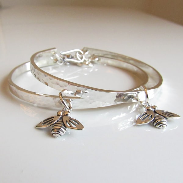 Sterling Silver Bee Bangle Bracelet, Friendship Gift, Summer Jewelry, Adjustable Silver Bracelet, Tiny Honeybee Jewelry, Beach Jewelry