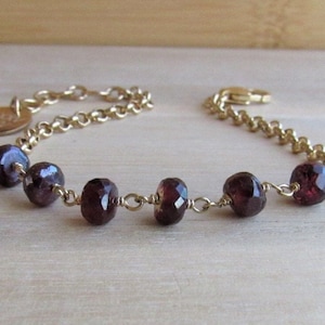 Garnet and Gold Personalized Bracelet, Custom Birthstone Gift, Dainty Garnet Bracelet, Gift for Women, January Birthday Gift Ideas for Her