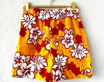 Vintage 80s 90s Hawaiian Shorts Yellow White Hawaii Floral High Waisted Shorts