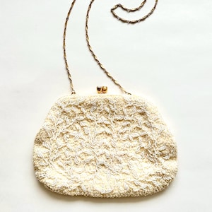 Vintage 50s 60s Beaded Floral White Bag 1950s 1960s Kiss Lock Sequin Top Handle Wedding Purse Bridal Bag Handbag