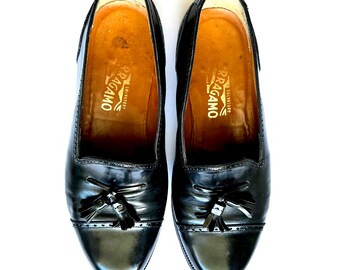 Vintage Salvatore Ferragamo Tassel Loafers // Black Leather  display picture 2