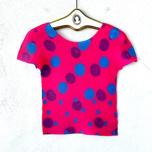 Vintage Issey Miyake Pleats Please Top // Y2k Bright Pink Bubble Gum Artsy Shirt