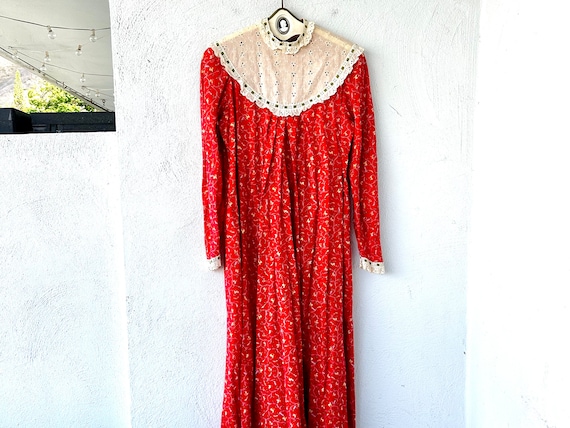 Vintage 70s Hawaiian Bete Lace Collar Dress Red Floral Hawaii