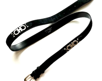 Vintage Salvatore Ferragamo Gancini Logo Cinturón de cuero de ante // Cinturón minimalista negro