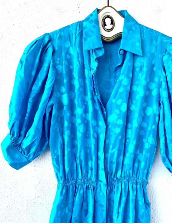 Vintage 80s Silk Collared Strong Shoulder Blue Mi… - image 2