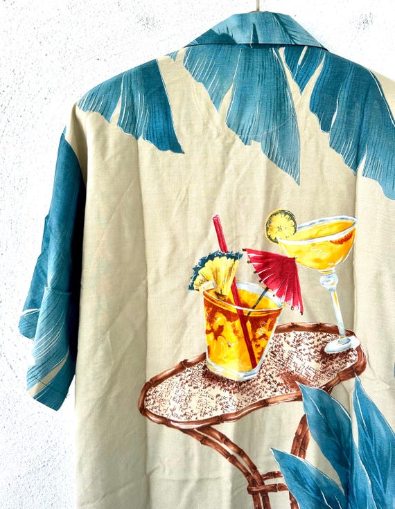 Vintage Tori Richard Disney Y2k Hawaiian Cocktail Shirt Hawaii 