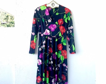 Vintage jaren 70 poppy nylon bloemen heldere mini boho-jurk met lange mouw