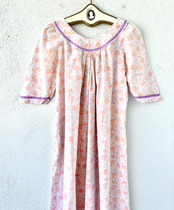 Vintage 70s Hawaiian Muumuu 1970s Hawaii Ditsy Floral… - Gem