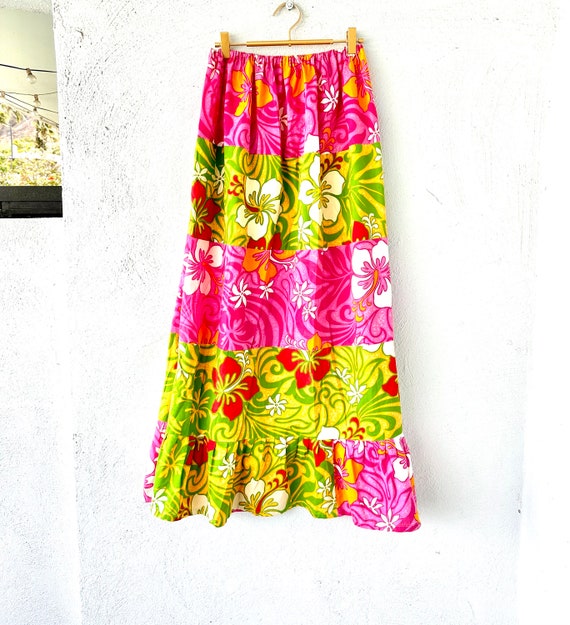 Vintage Hawaiian Patchwork Floral Skirt Hawaii Pin