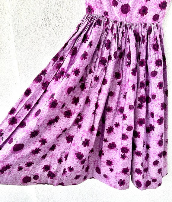 Vintage 1950s Party Dress Purple Floral Full Circ… - image 5