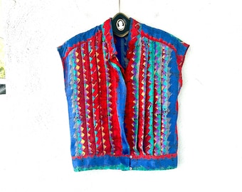Camicia vintage anni '80 a righe colorate a zig-zag