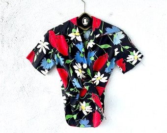 Vintage 1940s Large Collar Hawaiian Shirt 40s Black Florals Top