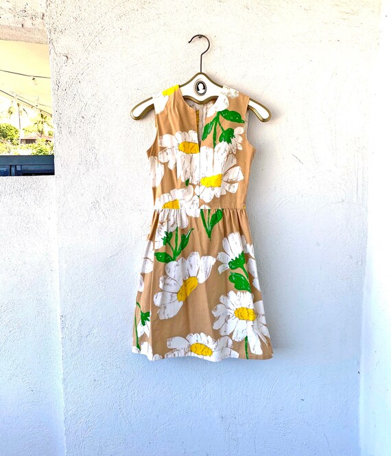 Vintage 60s 70s Hawaii Malia Floral Dress // Hawai