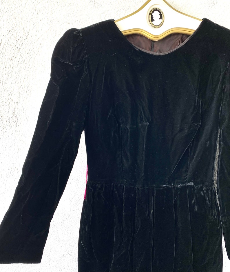 Vintage 80s Black Velvet Strong Shoulders Mini Dress image 2