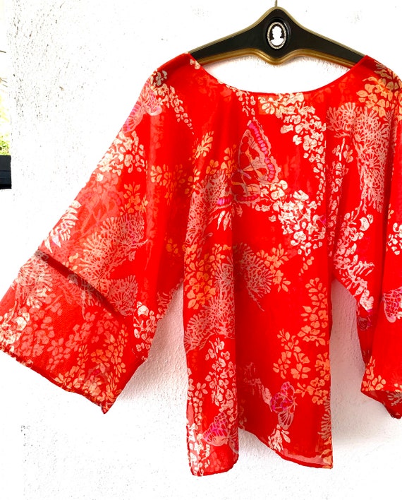 Vintage 70s Boho Butterfly Oversized Red Shirt Se… - image 2