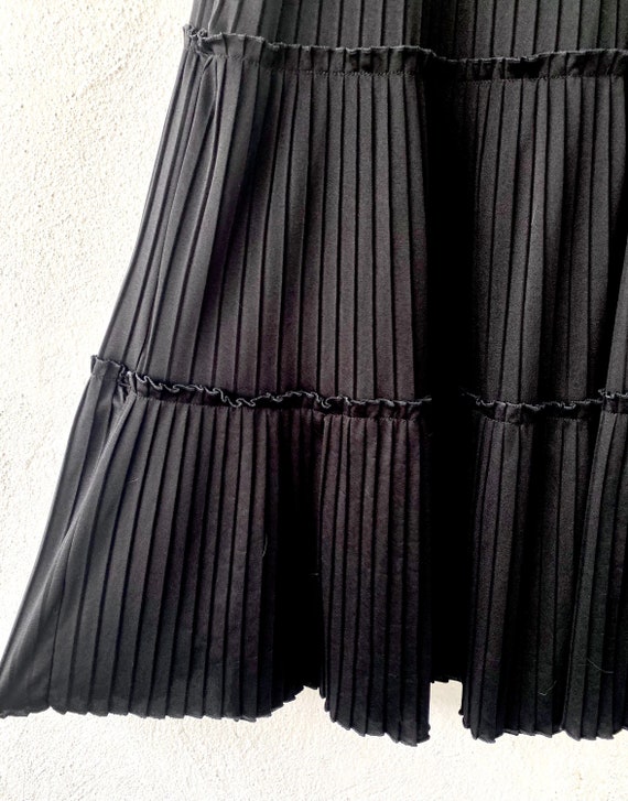 Vintage 70s Off Shoulder Tiered Dress Pleated Ruf… - image 4