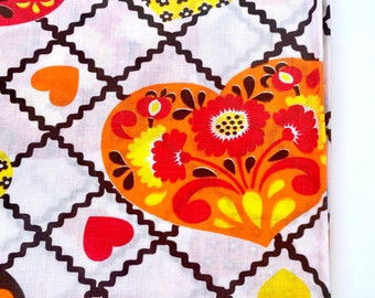 Tela vintage de los años 70 con corazones y estampado floral