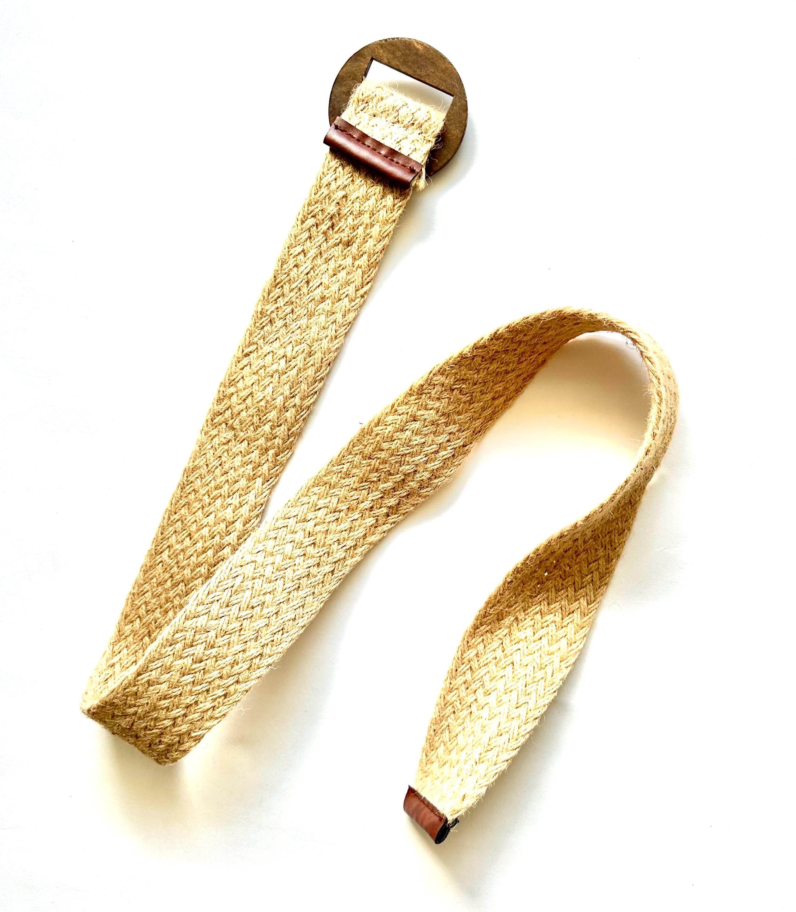 Vintage 70s Woven Belt 1970s Raffia Natural Wood Buckle Belt 