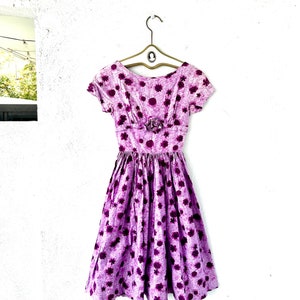 Vintage 1950s Party Dress Purple Floral Full Circle Dress