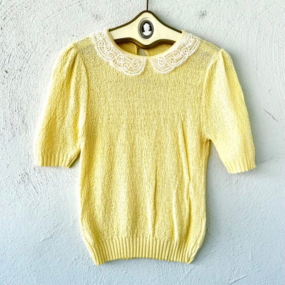 Vintage 80s Lace Collar Yellow Sweater 1980s Pete… - image 1