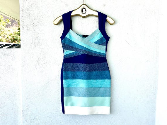 herve leger blue ombre bandage dress Herve Leger Ombre Blue Knit Strapless Bandage Mini Dress S Herve Leger