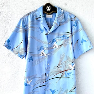 Vintage 70s Malihini Hawaiian Aloha Camisa // 1970s Hawaii Japonés Floral Collared Top