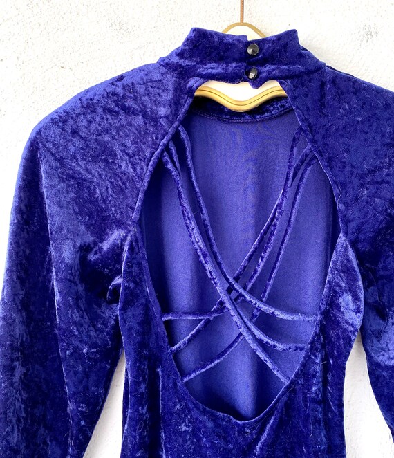 Vintage 80s 90s Velvet Open Back High Neck Mini D… - image 3