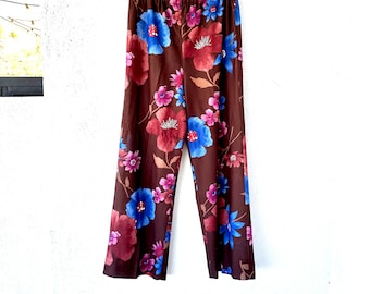 Vintage 70s Floral Wide Leg Pants // 1970s Boho Hippie Graphic Palazzo Pants