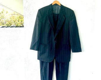 Vintage Versace – Kritrandig kostym – Designerkavaj, kappa och byxor