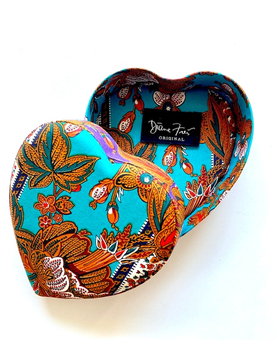 Vintage Diane Freis 80s Heart Shaped Box Boho Paisley Graphic Jewelry Box